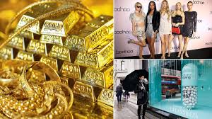 BUSINESS LIVE: Gold at record high; Boohoo boss to exit; Retail sales rise  | This is Money