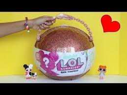 Lol surprise serie glitter completa | muñecas y juguetes con andre para niñas y niños. Totoykids Jugando A El Juego De Las Munecas L O L Ninos Contra Ninas Quien Ganara Youtube Munecas Lol Cestas De Regalo Para Ninos Lol
