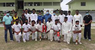 31 de diciembre de 2000. Demerara Lifts U19 Inter County Title With Two Wicket Win Over B Ce Stabroek News