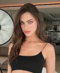 In 2018, yael shelbia was nominated as the 3rd most beautiful face in the world listed by tc candler ahead of her fellow model gal gadot (an israeli actress and model who has been crowned as miss israel 2004). Sosok Yael Shelbia Model Israel Yang Jadi Wanita Tercantik Di Dunia 2020 Versi Tc Candler