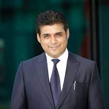 Hrishitaa bhatt, best known for her roles in asoka (2001), dil vil pyar vyar (2002) and haasil (2003), got hitched to un diplomat anand tiwari in a private ceremony in delhi on march 4. Anand Tiwari Anandtiwarilive Twitter