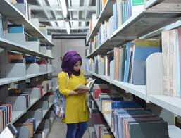 Ortaöğretim faaliyetlerinde bulunan معهد الادارة التقني. Ø²ÙŠØ§Ø±Ø© Ø·Ù„Ø§Ø¨ Ù…Ø¹Ù‡Ø¯ Ø§Ù„Ø§Ø¯Ø§Ø±Ø© Ø§Ù„ØªÙ‚Ù†ÙŠ Ø§Ù„Ù…ÙƒØªØ¨Ø© Ø§Ù„Ù…Ø±ÙƒØ²ÙŠØ©