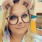 Jennifer Balzano's Instagram, Twitter & Facebook