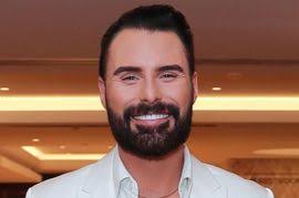 Our Yorkshire Farm's Amanda Owen's fans 'distracted' by daughter Edith in  sweet snaps