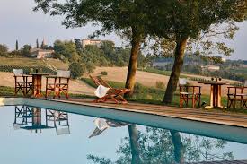 At this cottage, guests have access to barbecue grills. Hotels Cordes Sur Ciel