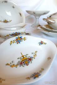 Service Porcelaine De Limoges Raynaud En 2020 Presentation Dessert Petites Assiettes Assiette Creuse