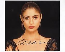 Amazon.co.jp: UACCRD Charlotte Louis Hand Signed Golden Child : Sports &  Outdoors