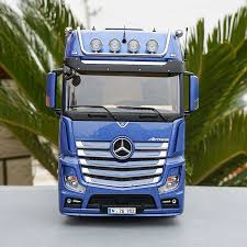 Nzg Diecast 1 18 Benz Actros Fh25 Trailer Truck Model Diecast Trucks Diecast Benz