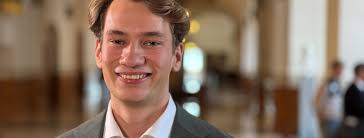 Baglandet modtog Jacob Marks nyhed med blandede følelser