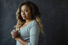 6 Female Stand Up Comedians On Netflix Beyond Who Deserve To Be On Your Radar Female Stand Up Comedians Comedians Stand Up Comedians