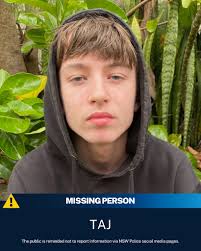 Police are investigating a Serious Motor Vehicle Crash that occurred about  5pm yesterday (Monday 5/5/25) at Baw Baw, west of Goulburn. A blue Ford  Focus traveling south