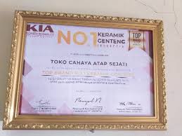 Genteng keramik kia adalah salah satu brand genteng keramik terkemuka yang ada di indonesia. Genteng Keramik Kia Natural Tali Hitam Shopee Indonesia