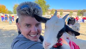 Fundraiser for Brenda Mulkey by Michelle Hirsch : Help Brenda Mulkey fight  breast cancer!