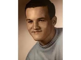 Adrian Hoff's Instagram, Twitter & Facebook