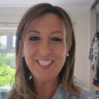 Denise Lyons's Instagram, Twitter & Facebook