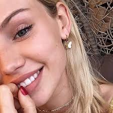 Amazon.com: Bonayabo Juego de collar y aretes de mariposa con dije  ajustable de insecto de hada 3D, collar y aretes, regalo de joyería para  mujeres y niñas : Ropa, Zapatos y Joyería