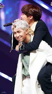 Bts rm jin suga jhope v . Bts S J Hope Was Ready To Throw Hands At Their Translator Who Wasn T Doing His Job During Their Interview Kpophit Kpop Hit