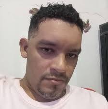 Edgar Alvarez's Instagram, Twitter & Facebook