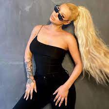 The grammy nominee just purchased a home for $5.2 million and reportedly paid $600 thousand over the asking price. Iggy Azalea Shows Off Her Incredible Post Baby Body After Secret Son Bombshell Mirror Online