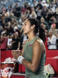 Manila Bulletin - Alex Eala advances to Round 16 in Hong Kong Open