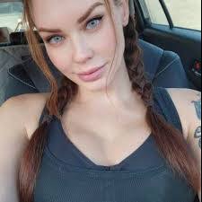 Sophia Griffith's Instagram, Twitter & Facebook