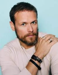 Sam looking so handsome and gorgeous. He takes my breath away....