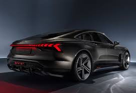 Audi Kopieert Tesla Letterlijk Maar Faalt Autoblog Nl In 2020 Audi Tron Porsche