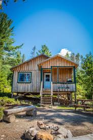 Fishing Cabin At Pourvoirie Coin Lavigne In Lanaudiere Quebec Avec Images Lanaudiere Pourvoirie Tourisme