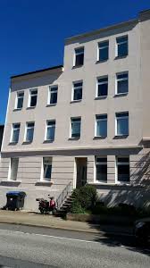 In elmshorn wurden im letzten jahr 168 wohnungen erstellt und bieten somit die grundlage dafür, dass hier jeder die für ihn passende wohnung mieten kann. 5 Zimmer Wohnung Zu Mieten In Kreis Pinneberg Elmshorn Maisonette Wohnung Mieten Ebay Kleinanzeigen