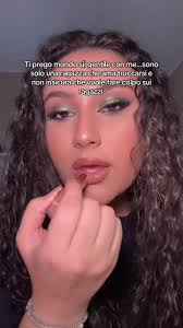 Anzi mondo, se volessi tenermi lontani quegli esseri te ne sarei grata💗🫂  #makeup #makeupaddict