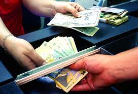 Facebook | twitter ne puteți urmări și pe pagina noastră de facebook sau pe google news. Curs Valutar Bnr Azi 2 Mai Cat CostÄƒ Un Euro È™i Ce Se IntamplÄƒ Cu Dolarul Impact