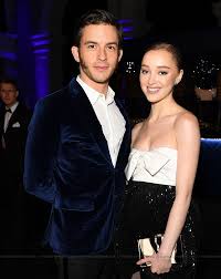 P & p were photographed at the wimbledon match in england on saturday, july 3. Enchanting Phoebe Dynevor A Fansite On Twitter While We Im Patiently Wait For Any Photos Of Phoebe From Today S Sagawards Here S Phoebe With Bridgerton Costar And Friend Jonathan Bailey At The 2019 Bifas