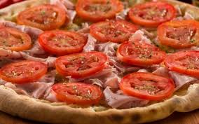 Aprende a preparar pizza napolitana con esta rica y fácil receta. Pizza Napolitana Especial Recetas De Johanna Prato