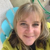 Pamela Hearn's Instagram, Twitter & Facebook