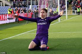 Das vaterunser verbindet die weltweite christenheit und ist in viele sprachen übersetzt. Ole Gunnar Solskjaer Scouting 60million Bewertet Fiorentina Flugelspieler Federico Chiesa Aktuelle Boulevard Nachrichten Und Fotogalerien Zu Stars Sternchen