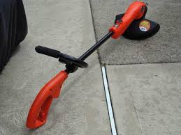 String trimmers use a gas or electric motor to twirl a piece of plastic. Black And Decker Grass Hog Weed Whacker Trimmer Edger For Sale In Dover Township New Jersey Classified Americanlisted Com