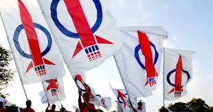 Ini sekali gus menyokong dasar dasar islam liberal yang mana meletakkan islam dan bangsa melayu. Berkuburnya Agenda Pecah Perintah Dap Minda Rakyat