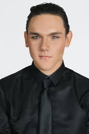 Reparto de The Juniors y La Fórmula Imperial (película 2023). Dirigida por  Ricardo Tavera