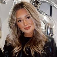 Elena Dodd's Instagram, Twitter & Facebook