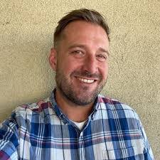 Stephanie Westgate's Instagram, Twitter & Facebook