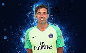 Buffon goalkeeper living legends football fictional characters hd wallpaper image fo porter historical photos happy. Gigi Buffon Psg 4k Ultra Hd Wallpaper Hintergrund 3840x2400 Wallpaper Abyss