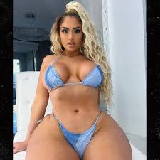 IG Model Danii Banks Says She Was Drugged by Men Who Stole Cash, Cartier  Watch