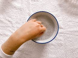 Feilen mit einer sandblattoberfläche eigenen sich daher sehr gut. Manikure Selber Machen So Funktioniert Die Manikure Zuhause Beauty Report