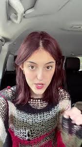 Lily Mast's Instagram, Twitter & Facebook