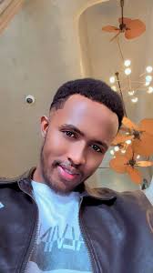 Wayaha iyo dunidu kagabo moyee ku mashqul male maxa yelay hadad ku  mashqusho badwayn bay katuraysaa