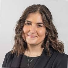 Kellie Albee's Instagram, Twitter & Facebook