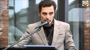 Cyril lecomte is an actor and director, known for tiéfou (2013), la french (2014) and les visiteurs: Cyril Lecomte Presente Marseillons Youtube