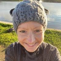 Lara Tosh's Instagram, Twitter & Facebook