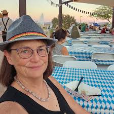 Sharon Dinges (@sd4az) • Instagram photos and videos