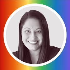 Maureen Cormier's Instagram, Twitter & Facebook